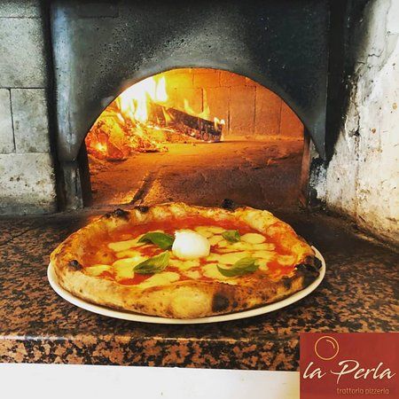 Pizzeria La Perla